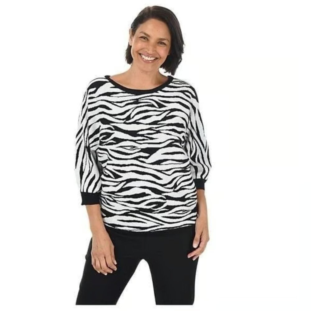 New Cable & Gauge Black White Zebra Print Crew Neck Pullover Sweater Large